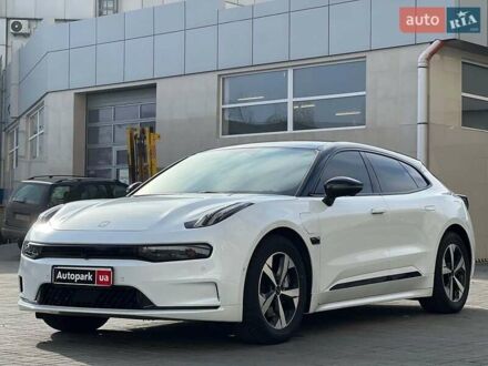 Zeekr 001 2023 в Одессе на Automoto.ua Белый Zeekr 001, объемом двигателя 0 л и пробегом 41 тыс. км за 33490 $, фото 1 на Automoto.ua