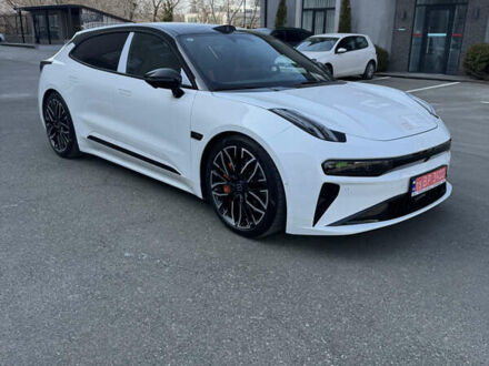 Белый Zeekr 001, объемом двигателя 0 л и пробегом 28 тыс. км за 49000 $, фото 1 на Automoto.ua