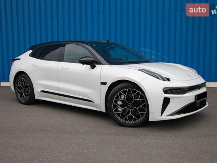 Zeekr 001 2024 в Киеве на Automoto.ua Белый Zeekr 001, объемом двигателя 0 л и пробегом 18 тыс. км за 43200 $, фото 1 на Automoto.ua