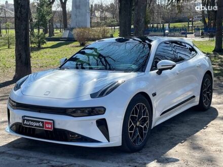 Zeekr 001 2024 в Киеве на Automoto.ua Белый Zeekr 001, объемом двигателя 0 л и пробегом 16 тыс. км за 44990 $, фото 1 на Automoto.ua
