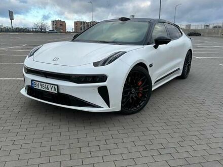 Белый Zeekr 001, объемом двигателя 0 л и пробегом 6 тыс. км за 46800 $, фото 1 на Automoto.ua