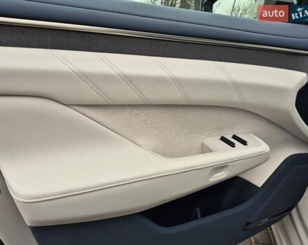 Бежевый Zeekr 001, объемом двигателя 0 л и пробегом 8 тыс. км за 44900 $, фото 15 на Automoto.ua