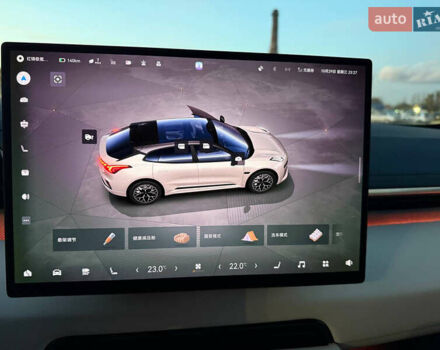Бежевый Zeekr 001, объемом двигателя 0 л и пробегом 12 тыс. км за 46777 $, фото 13 на Automoto.ua
