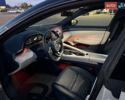 Бежевый Zeekr 001, объемом двигателя 0 л и пробегом 12 тыс. км за 46777 $, фото 18 на Automoto.ua