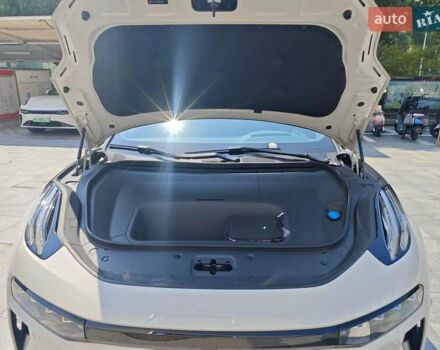 Бежевый Zeekr 001, объемом двигателя 0 л и пробегом 17 тыс. км за 43900 $, фото 8 на Automoto.ua