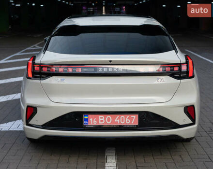 Бежевый Zeekr 001, объемом двигателя 0 л и пробегом 8 тыс. км за 42900 $, фото 7 на Automoto.ua