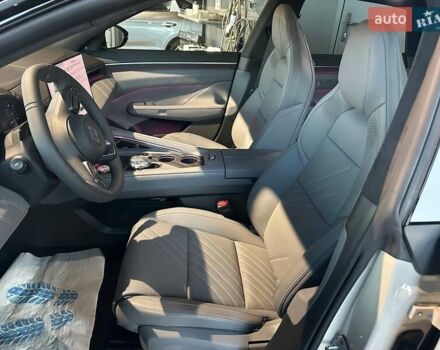 Бежевый Zeekr 001, объемом двигателя 0 л и пробегом 1 тыс. км за 39900 $, фото 14 на Automoto.ua