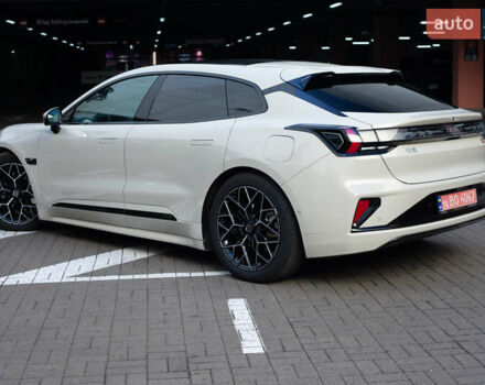 Бежевый Zeekr 001, объемом двигателя 0 л и пробегом 8 тыс. км за 42900 $, фото 8 на Automoto.ua