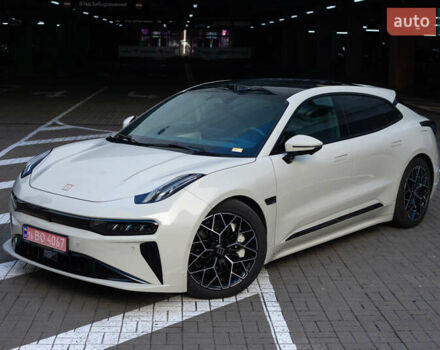 Бежевый Zeekr 001, объемом двигателя 0 л и пробегом 8 тыс. км за 42900 $, фото 12 на Automoto.ua