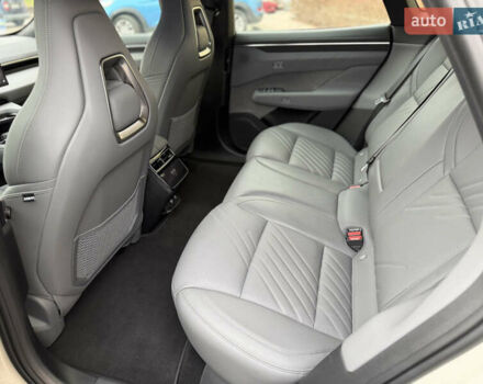 Бежевый Zeekr 001, объемом двигателя 0 л и пробегом 10 тыс. км за 36900 $, фото 8 на Automoto.ua