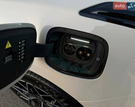 Бежевый Zeekr 001, объемом двигателя 0 л и пробегом 12 тыс. км за 46777 $, фото 17 на Automoto.ua