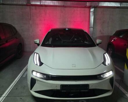 Бежевий Zeekr 001, об'ємом двигуна 0 л та пробігом 14 тис. км за 47000 $, фото 3 на Automoto.ua