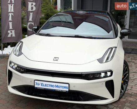 Бежевый Zeekr 001, объемом двигателя 0 л и пробегом 16 тыс. км за 42999 $, фото 4 на Automoto.ua