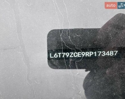 Бежевий Zeekr 001, об'ємом двигуна 0 л та пробігом 14 тис. км за 47000 $, фото 2 на Automoto.ua