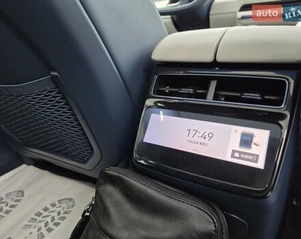 Бежевый Zeekr 001, объемом двигателя 0 л и пробегом 8 тыс. км за 44900 $, фото 23 на Automoto.ua