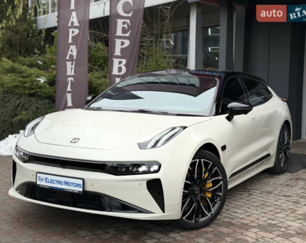 Бежевый Zeekr 001, объемом двигателя 0 л и пробегом 16 тыс. км за 42999 $, фото 1 на Automoto.ua