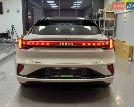 Бежевый Zeekr 001, объемом двигателя 0 л и пробегом 1 тыс. км за 42399 $, фото 4 на Automoto.ua