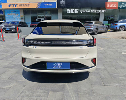 Бежевый Zeekr 001, объемом двигателя 0 л и пробегом 17 тыс. км за 43900 $, фото 3 на Automoto.ua