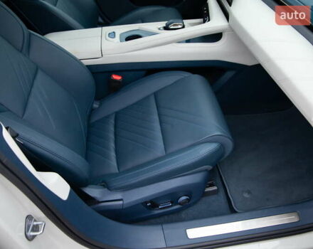 Бежевий Zeekr 001, об'ємом двигуна 0 л та пробігом 15 тис. км за 45900 $, фото 18 на Automoto.ua