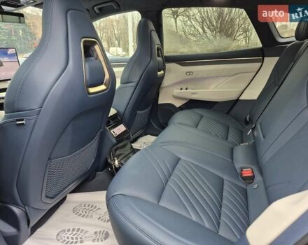 Бежевый Zeekr 001, объемом двигателя 0 л и пробегом 8 тыс. км за 44900 $, фото 16 на Automoto.ua