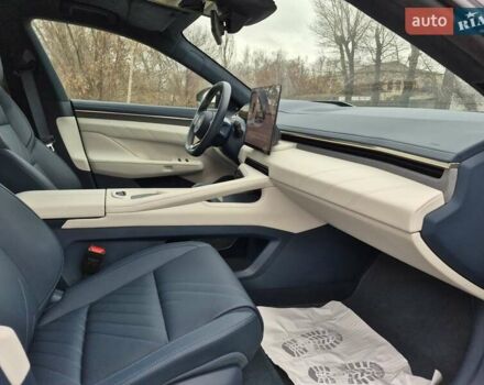 Бежевый Zeekr 001, объемом двигателя 0 л и пробегом 8 тыс. км за 44900 $, фото 26 на Automoto.ua