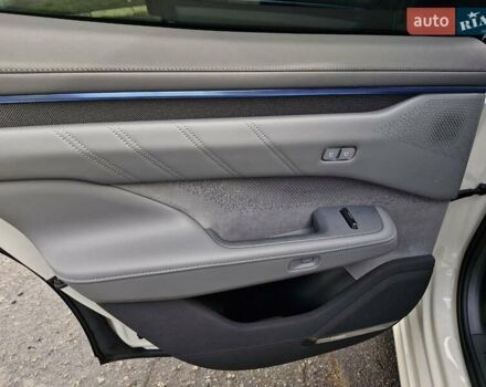 Zeekr 001 2025 в Николаеве на Automoto.ua Бежевый Zeekr 001, объемом двигателя 0 л и пробегом 10 тыс. км за 51999 $, фото 15 на Automoto.ua