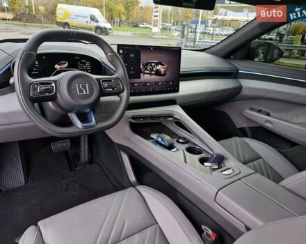 Zeekr 001 2025 в Николаеве на Automoto.ua Бежевый Zeekr 001, объемом двигателя 0 л и пробегом 10 тыс. км за 51999 $, фото 21 на Automoto.ua