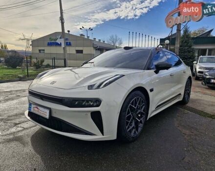 Zeekr 001 2025 в Николаеве на Automoto.ua Бежевый Zeekr 001, объемом двигателя 0 л и пробегом 10 тыс. км за 51999 $, фото 2 на Automoto.ua