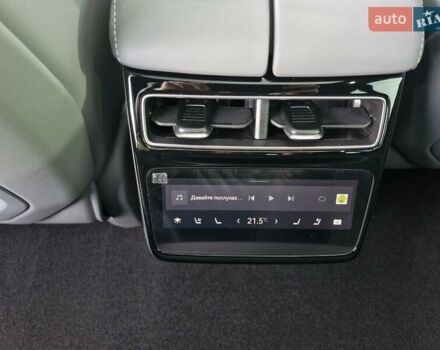 Zeekr 001 2025 в Николаеве на Automoto.ua Бежевый Zeekr 001, объемом двигателя 0 л и пробегом 10 тыс. км за 51999 $, фото 40 на Automoto.ua