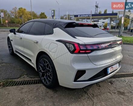 Zeekr 001 2025 в Николаеве на Automoto.ua Бежевый Zeekr 001, объемом двигателя 0 л и пробегом 10 тыс. км за 51999 $, фото 3 на Automoto.ua