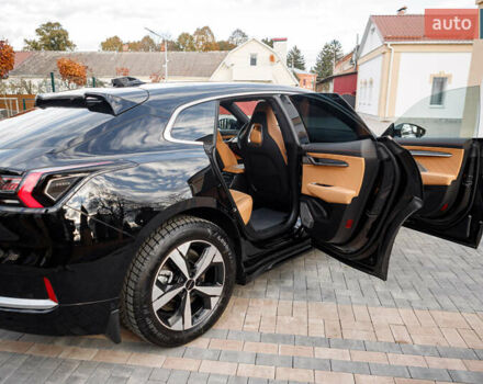 Zeekr 001 2023 у Бару на Automoto.ua Чорний Zeekr 001, об'ємом двигуна 0 л та пробігом 43 тис. км за 33900 $, фото 15 на Automoto.ua