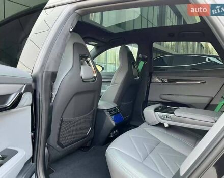 Черный Zeekr 001, объемом двигателя 0 л и пробегом 25 тыс. км за 36000 $, фото 4 на Automoto.ua