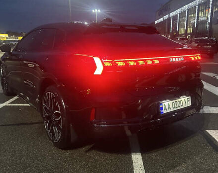 Чорний Zeekr 001, об'ємом двигуна 0 л та пробігом 37 тис. км за 42800 $, фото 4 на Automoto.ua