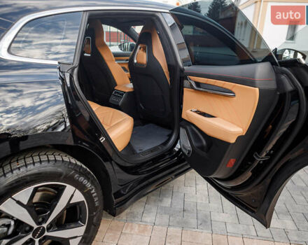 Zeekr 001 2023 у Бару на Automoto.ua Чорний Zeekr 001, об'ємом двигуна 0 л та пробігом 43 тис. км за 33900 $, фото 14 на Automoto.ua