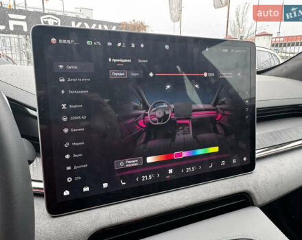 Черный Zeekr 001, объемом двигателя 0 л и пробегом 1 тыс. км за 35900 $, фото 14 на Automoto.ua