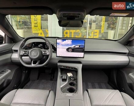 Черный Zeekr 001, объемом двигателя 0 л и пробегом 39 тыс. км за 45000 $, фото 19 на Automoto.ua