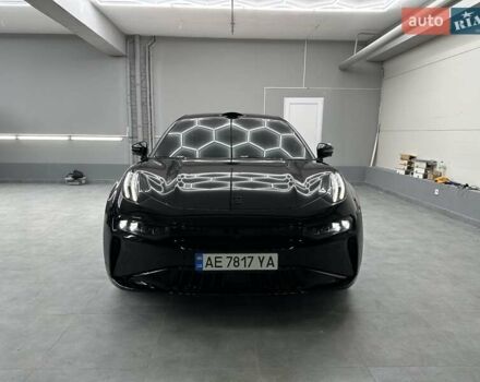 Zeekr 001 2024 у Дніпро (Дніпропетровську) на Automoto.ua Чорний Zeekr 001, об'ємом двигуна 0 л та пробігом 17 тис. км за 53000 $, фото 2 на Automoto.ua