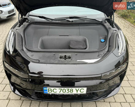 Черный Zeekr 001, объемом двигателя 0 л и пробегом 22 тыс. км за 37000 $, фото 11 на Automoto.ua