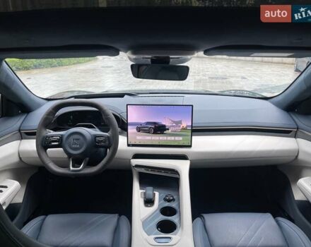 Черный Zeekr 001, объемом двигателя 0 л и пробегом 15 тыс. км за 37500 $, фото 6 на Automoto.ua