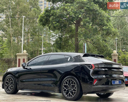Черный Zeekr 001, объемом двигателя 0 л и пробегом 15 тыс. км за 37500 $, фото 3 на Automoto.ua