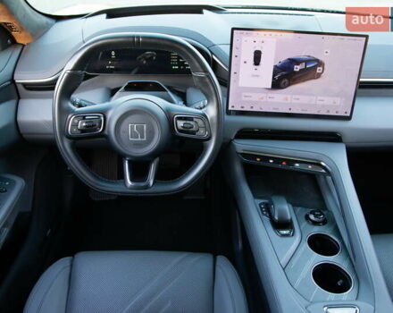 Черный Zeekr 001, объемом двигателя 0 л и пробегом 48 тыс. км за 39000 $, фото 14 на Automoto.ua