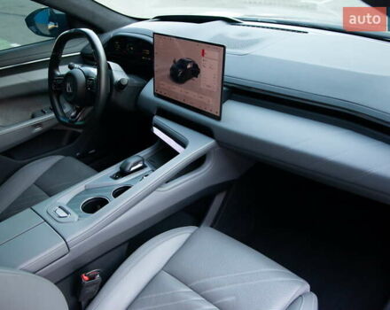 Черный Zeekr 001, объемом двигателя 0 л и пробегом 48 тыс. км за 39000 $, фото 24 на Automoto.ua