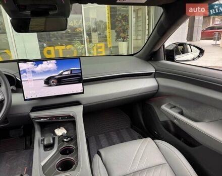 Черный Zeekr 001, объемом двигателя 0 л и пробегом 39 тыс. км за 45000 $, фото 21 на Automoto.ua