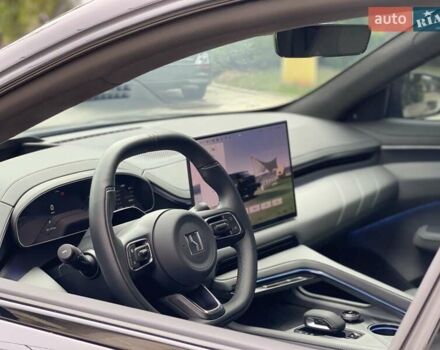 Черный Zeekr 001, объемом двигателя 0 л и пробегом 18 тыс. км за 36500 $, фото 4 на Automoto.ua