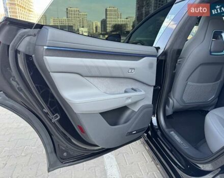Чорний Zeekr 001, об'ємом двигуна 0 л та пробігом 14 тис. км за 47700 $, фото 7 на Automoto.ua