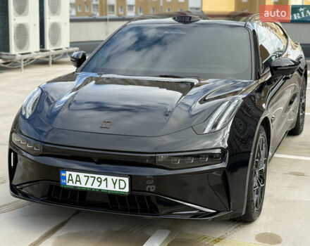 Zeekr 001 2024 у Києві на Automoto.ua Чорний Zeekr 001, об'ємом двигуна 0 л та пробігом 11 тис. км за 39999 $, фото 2 на Automoto.ua