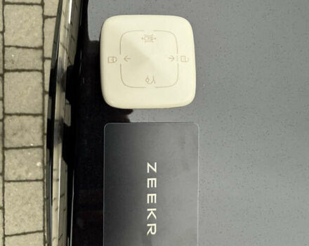 Черный Zeekr 001, объемом двигателя 0 л и пробегом 22 тыс. км за 37000 $, фото 20 на Automoto.ua