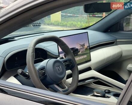 Черный Zeekr 001, объемом двигателя 0 л и пробегом 28 тыс. км за 37900 $, фото 3 на Automoto.ua