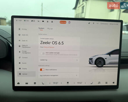 Черный Zeekr 001, объемом двигателя 0 л и пробегом 22 тыс. км за 37000 $, фото 22 на Automoto.ua