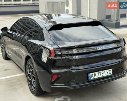 Черный Zeekr 001, объемом двигателя 0 л и пробегом 11 тыс. км за 37999 $, фото 12 на Automoto.ua